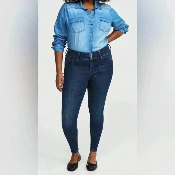 Torrid Jegging Jeans Womens 22R Super Soft High Rise 3 Button Medium Wash Denim - Picture 1 of 11